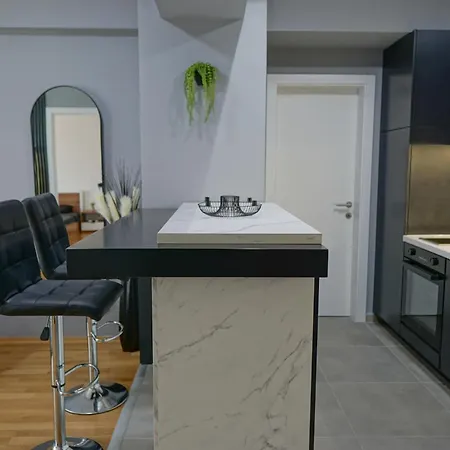 Aurora Apartment
